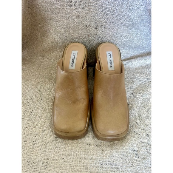 Steve Madden Shoes - Steve Madden Tan Flirtie Block Heel Clogs Womens Size 7